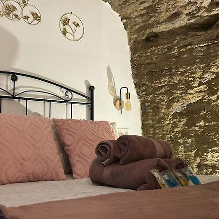 Casa Cueva Sol Y Luna Setenil Setenil De Las Bodegas Eksteriør bilde